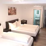 House Alpeneck Hotel 3*