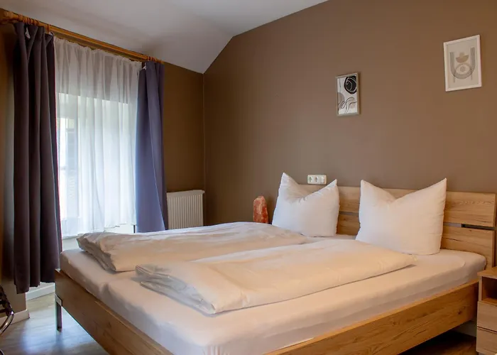 House Alpeneck Hotel 3*