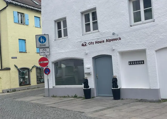 House Alpeneck Hotel 3*