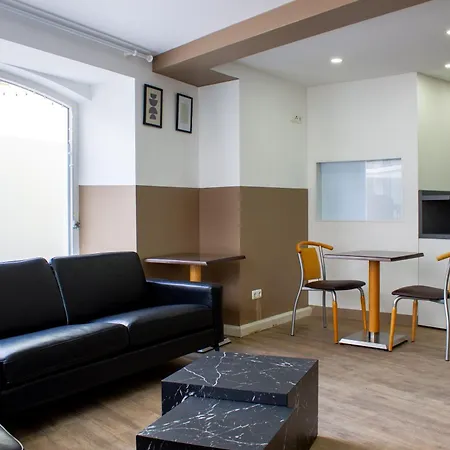 House Alpeneck Готель Фюссен