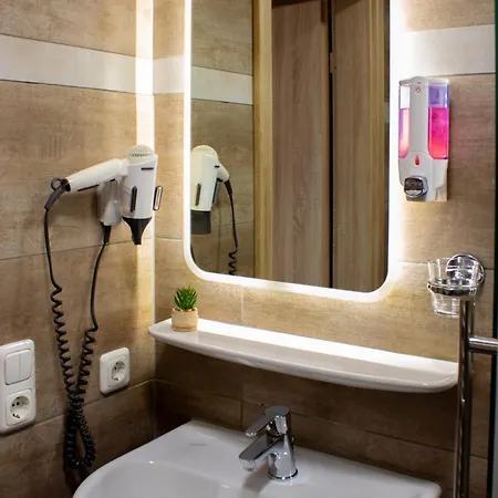 Hotel House Alpeneck 3*