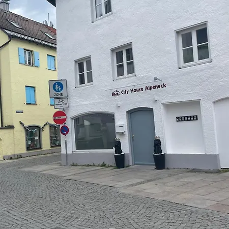 House Alpeneck Otel 3*