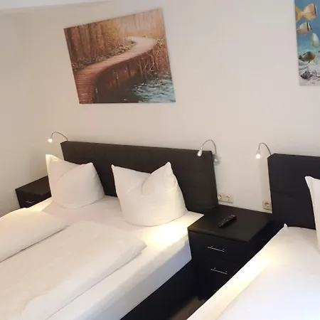 House Alpeneck Szálloda