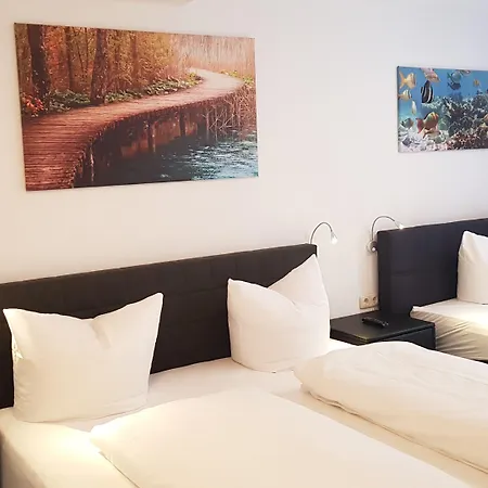 House Alpeneck Szálloda 3*