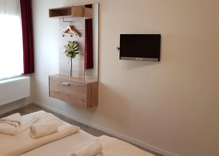 House Alpeneck Hotel 3*